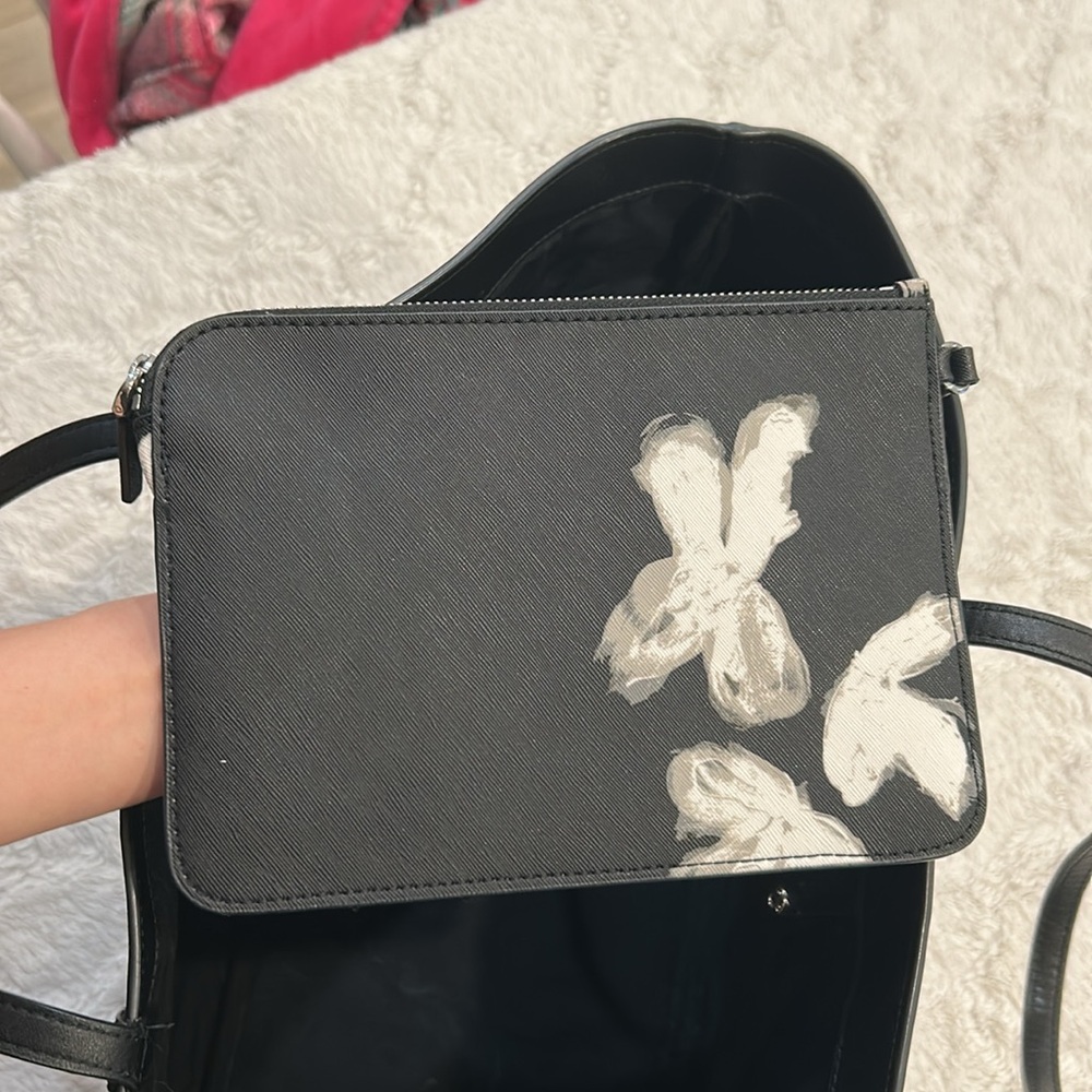 Rare MBMJ - Marc by Marc Jacobs Metropoli Unsmiley Striped Travel Tote and Pouch - Picture 11 of 16